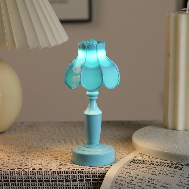 European Retro LED Night Lamp: Textured Small Desk or Bedside Decor with Palace Lantern Style
