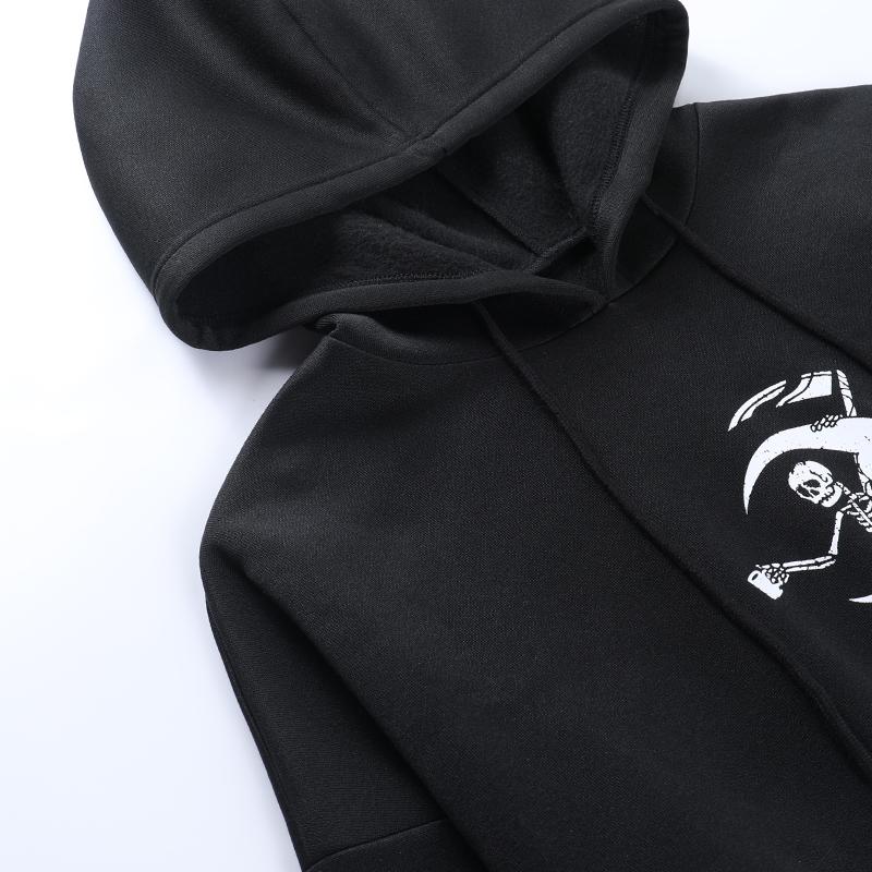 Женская готическая черная толстовка с капюшоном и принтом черепа — фото 11