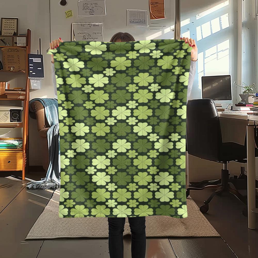 St.Patrick's Day Green clover Print Flannel Blanket,High quality Comfortable for All Seasons,Home Decor,Warmth and Comfort,Perfect for Christmas Gifts