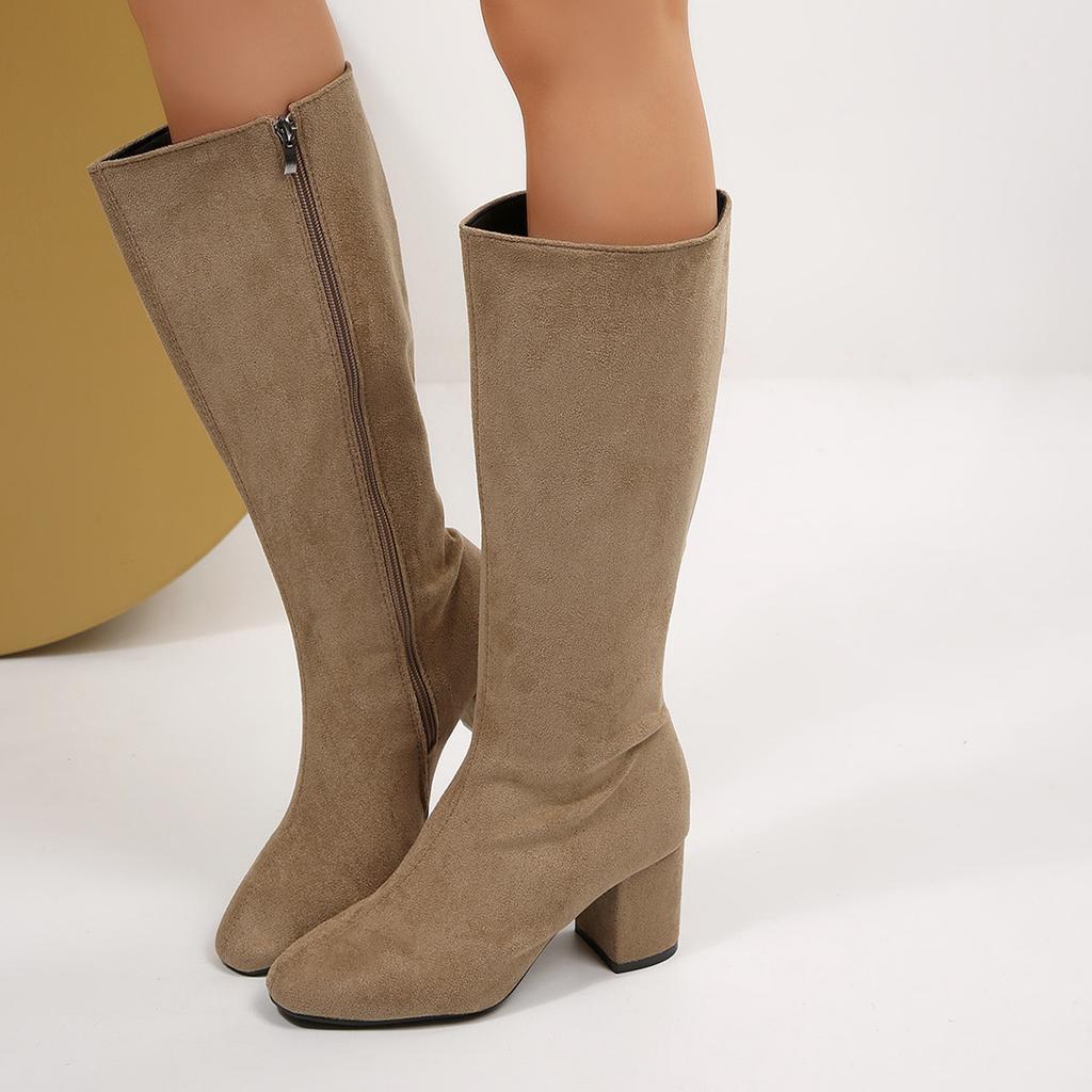 Foreign trade European beautiful women boots autumn and winter new versatile thick heel high heel but knee pointed hot girl boots suede