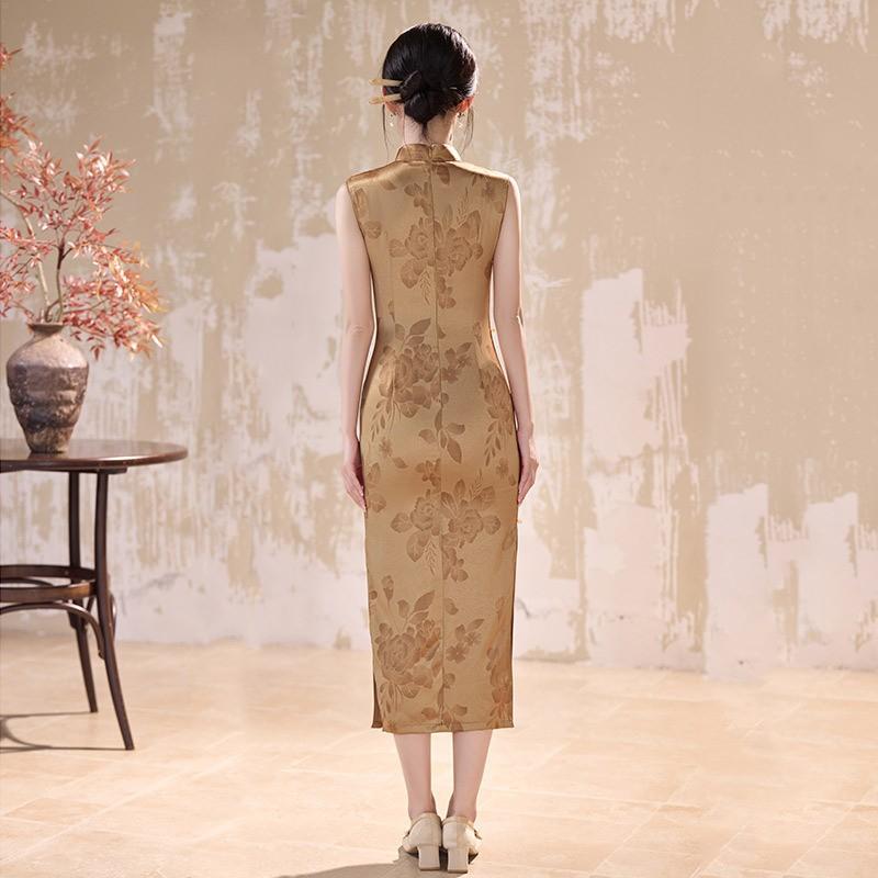 Sleeveless Chinese-Inspired Long Cheongsam Dress Women Vintage Fit Daily Wear Stand Collar Mid-Slit Lightweight