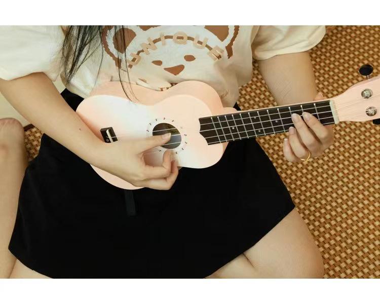 Çocuklar İçin Başlangıç Ukulele - Erkek ve Kız Çocukları İçin Mükemmel Başlangıç Seviyesi Müzik Aleti Hediyesi