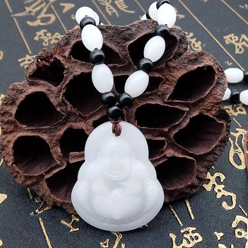 White Jade Guanyin Buddha Pendant Imitation Jade Guanyin Buddha Necklace