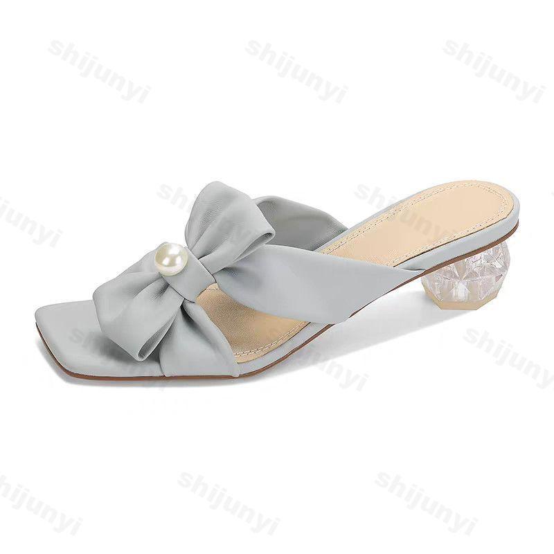 Fashion Elegant Bow Design Casual Coarse Heel Sandals for Women 2025 New Summer Open Toes Breathable Comfortable Fashion Beach Slippers