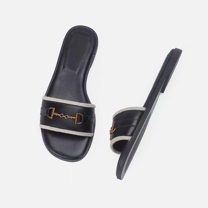 Flat bottom one-word drag shoes women's new metal outer wear seaside beach with skirt sandals