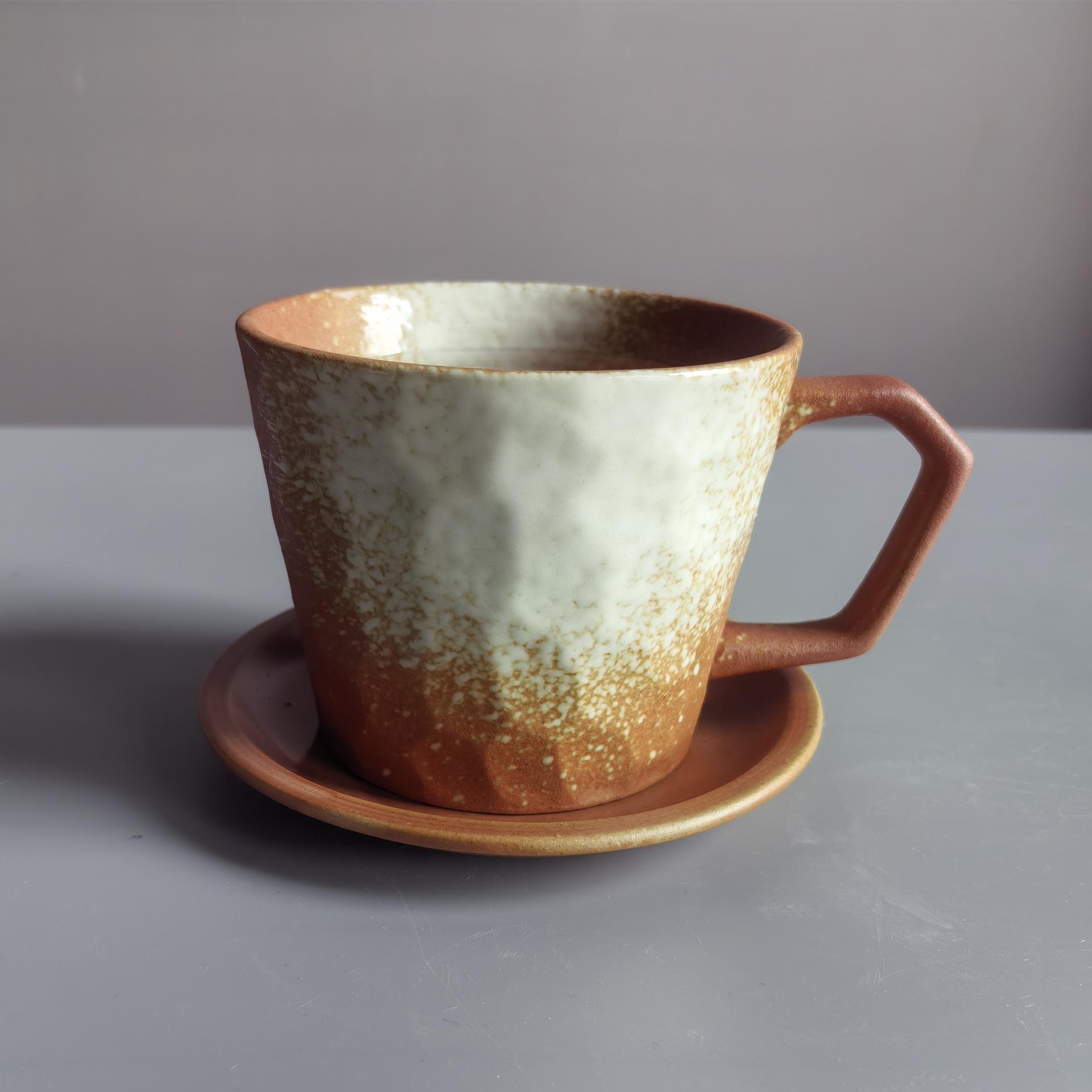 

Ретро Керамічна Чашка Кружка Стиль Проста Чашка для Післяобіднього Чаю Креативна Груба Кераміка Кавова Чашка Блюдце Набір 270ml