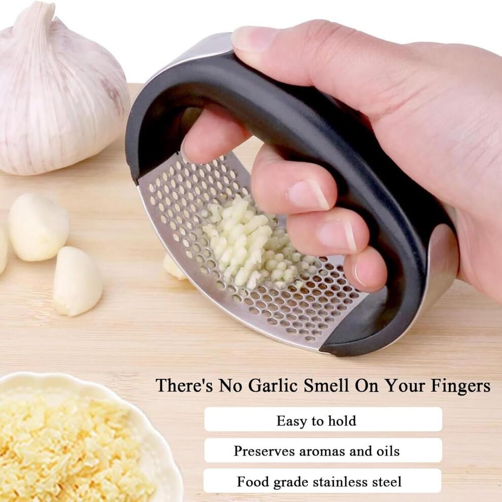 Kitchen Garlic Press Rocker 304 Stainless Steel Ergonomic Handle Garlic Mincer Slicer with Cleaning Brush Silicone Peeler
