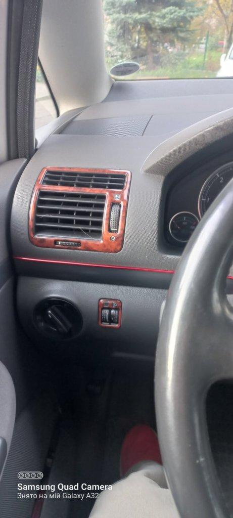 Překrytí panelů (2000-2010) Dřevo pro Volkswagen Sharan