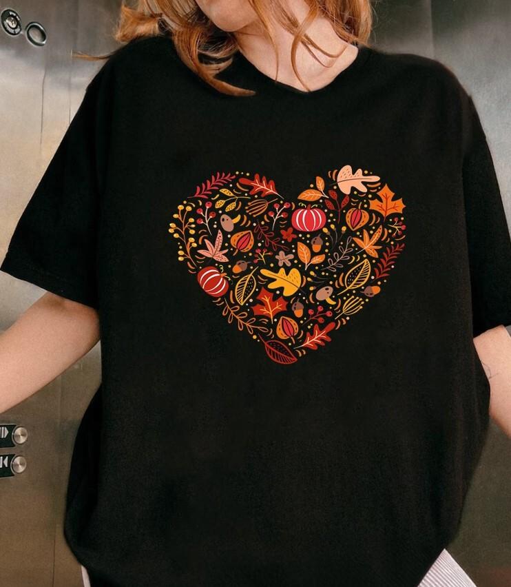 Fall Heart Shirt, Fall Doodles Shirt, Cottagecore Fall T-Shirt, Pumpkin Heart Unisex T-Shirt L