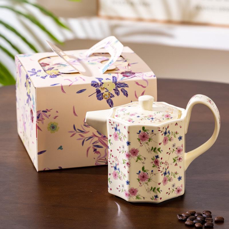 French Pastoral Style Coffee Set: Floral Brocade Cup and Saucer with Teapot - Perfect Gift Item