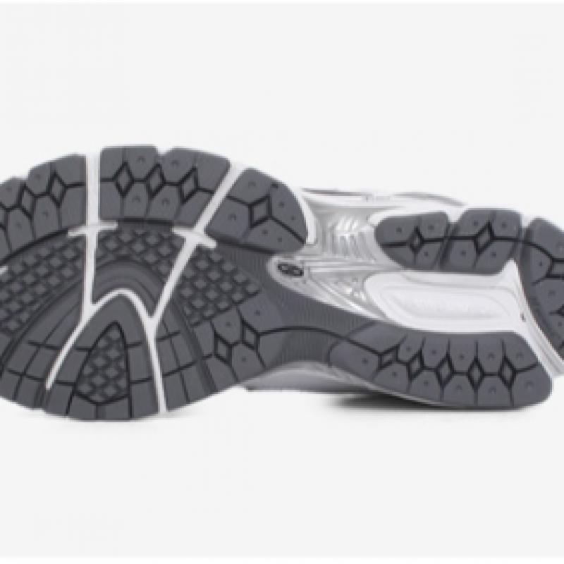 New Balance 1906 Sneaker Running Shoes