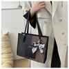 Tote Bag Simple and Large Capacity Fashiable and Casual Autumn and Winter Ctrasting Color Commuting Shoulder Bag for Women