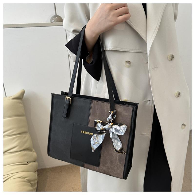 Tote Bag Simple and Large Capacity Fashiable and Casual Autumn and Winter Ctrasting Color Commuting Shoulder Bag for Women