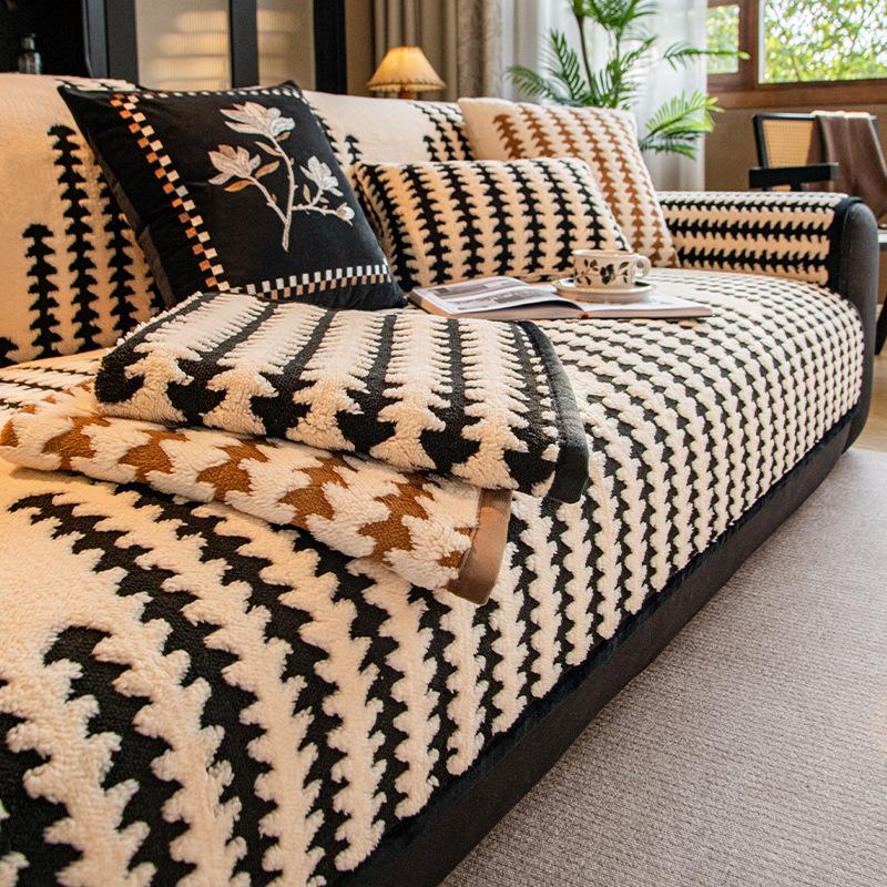 Winter Thickened Sofa Towel New Seat Cushion Non-Slip And Anti-Cat Scratch Plush Sofa Cover Cover Home Textile Products