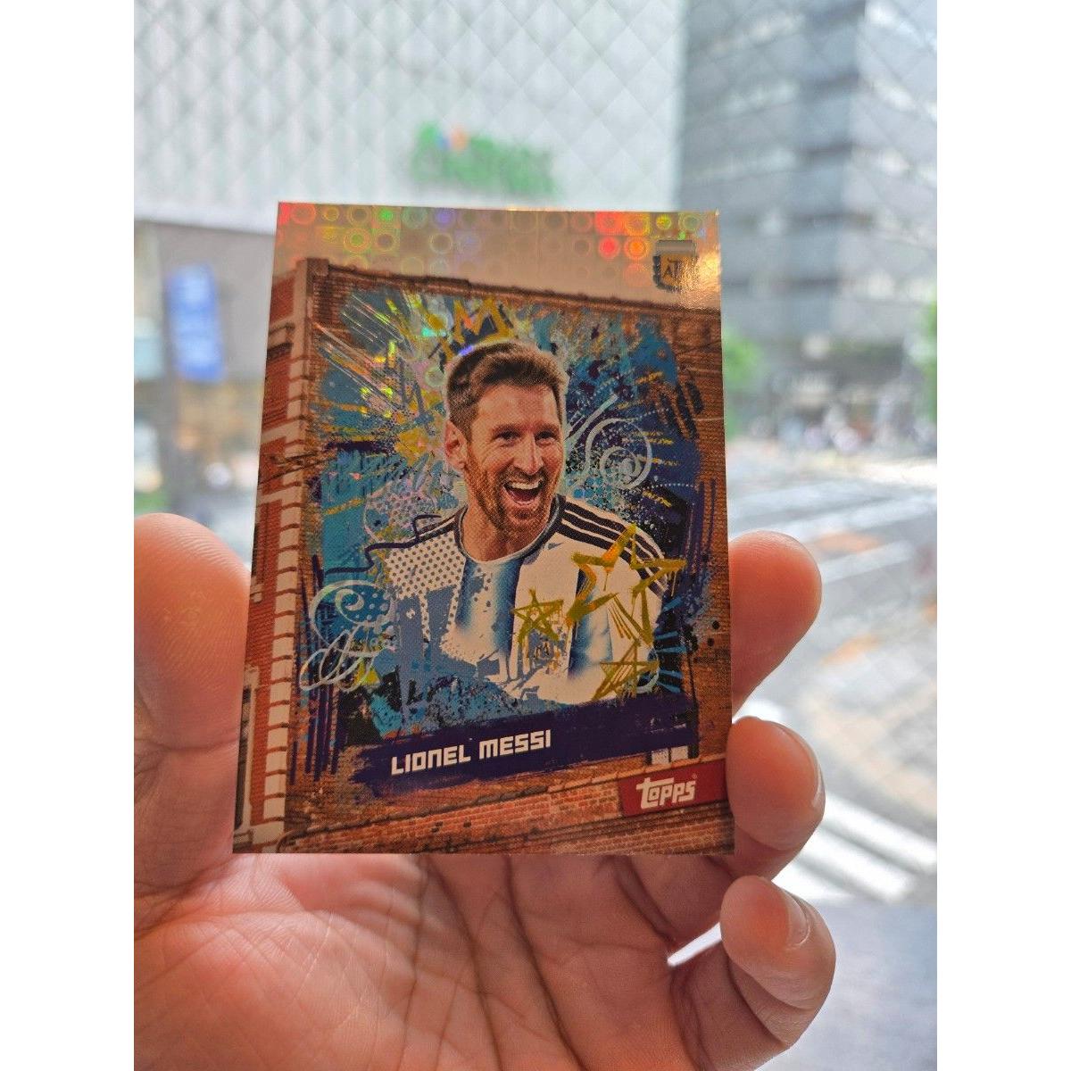 Использованная коллекционная карточка LIONEL MESSI Topps Футбол Месси