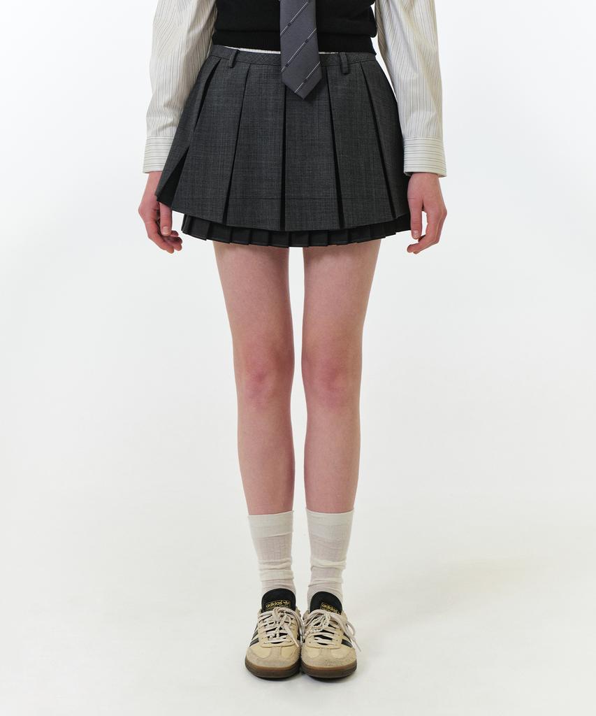 Grove Fae Solid Pleats Skirt (Grey)