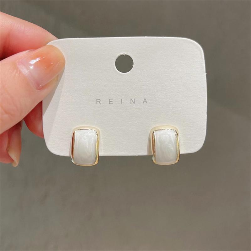 Trend Chic Enamel C-shaped Women's Stud Earrings Red Green Pink Color Small Earrings for Girls aretes de mujer 2025 new in