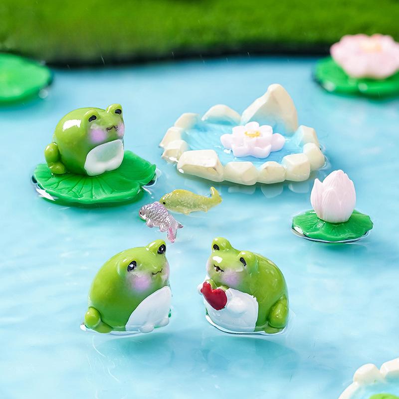 5pcs Creative Resin Pond Frog Miniature Landscape DIY Decoration Accessories Car-mounted Desktop Ornament for Moss Micro-landscape