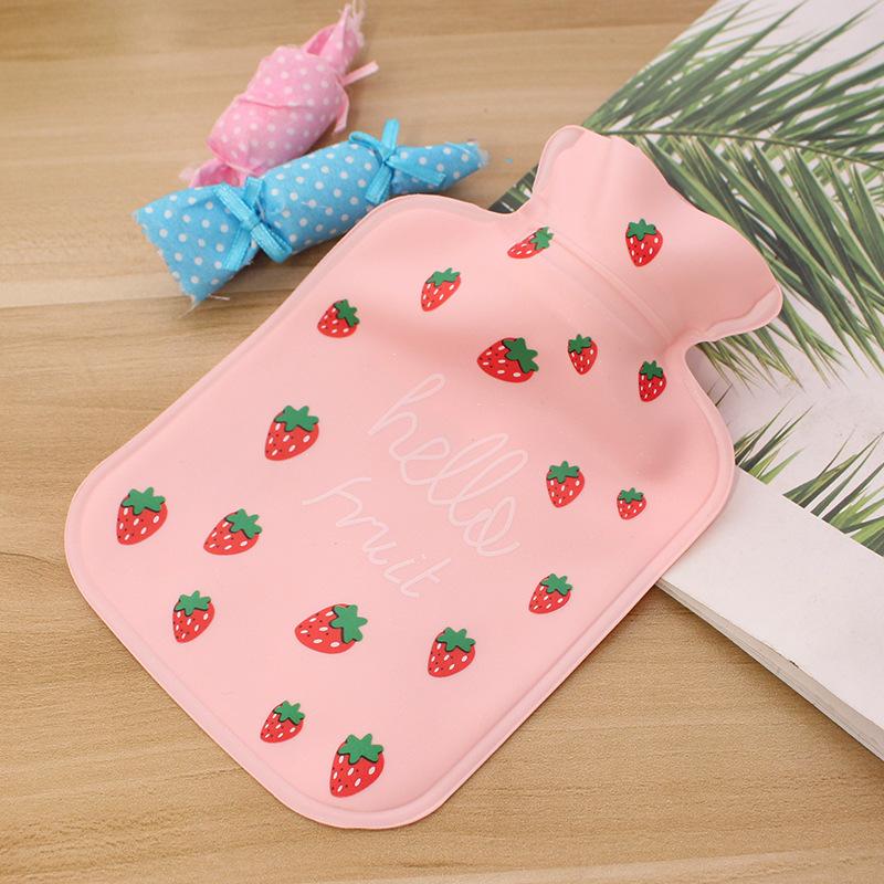 

Мультяшная грелка с фруктами, версия небольшой взрывозащищенной детской мини-грелки для инъекций пресной воды земляничный