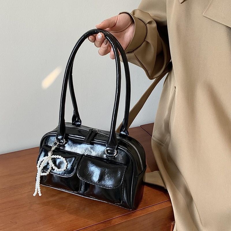 Simple and casual bow tie armpit bag for ladies, new Korean versi for 2026; fashiable and versatile single shoulder bag.