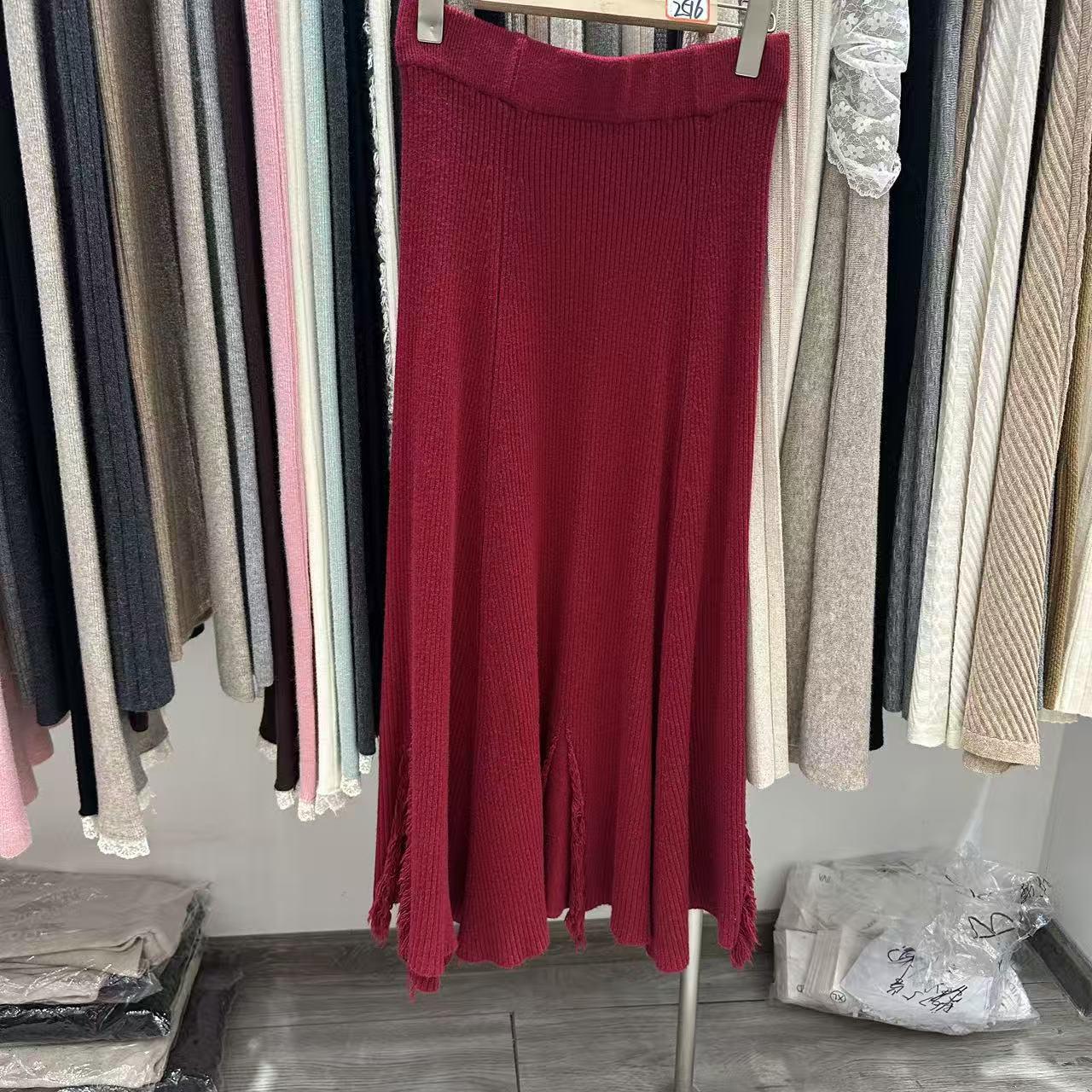 

Женская вязаная юбка с высокой талией и кисточками - Мода осень/зима, нерегулярный крой, плиссированный дизайн One Size (80-150) красный