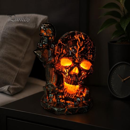 Resin Skull Figurine Table Lamp, Halloween Glowing Skeleton Figurine, Gothic Ambient Lamp Night Light for Mantel Shelf Party Home Decor Goth Chic Room