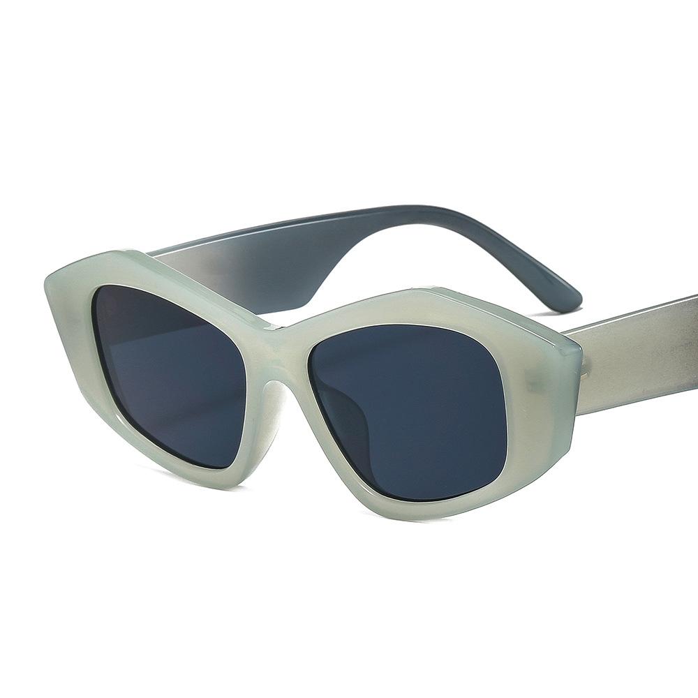 2024 Nowy Modny Design Vintage UV400 Oprawka Koci Oczko Plastikowe Okulary Przeciwsłoneczne Damskie Okulary Słoneczne dla Kobiet