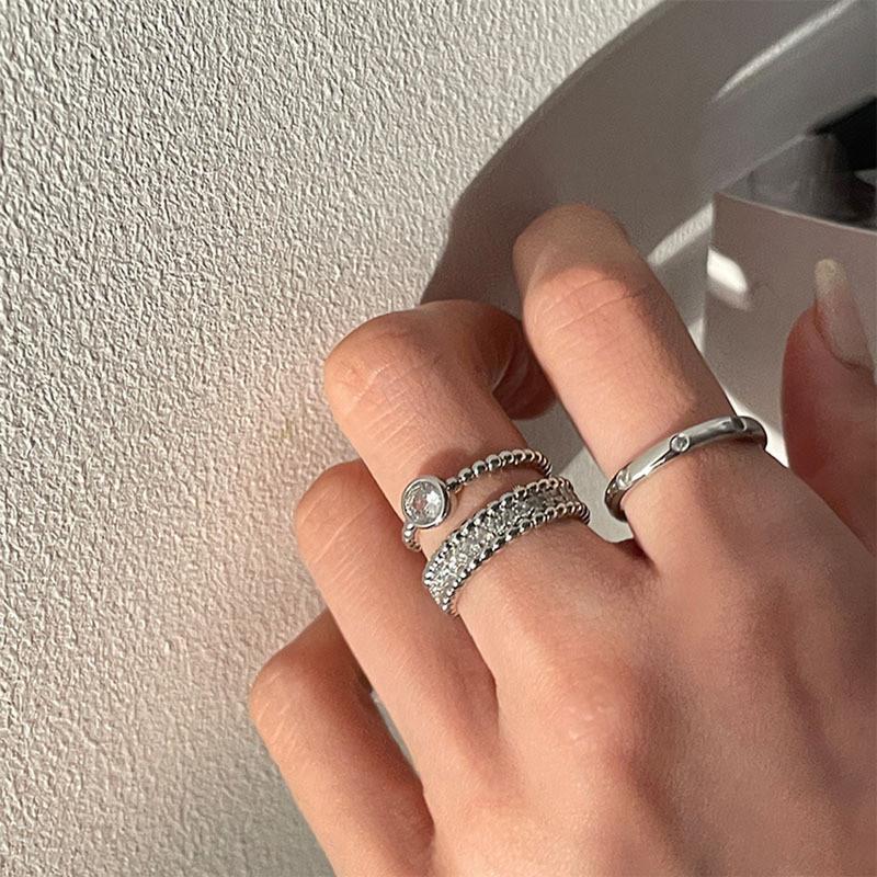 Elegant Ins Style Rhinestone Copper Ring For Women With Unique Design Geometric