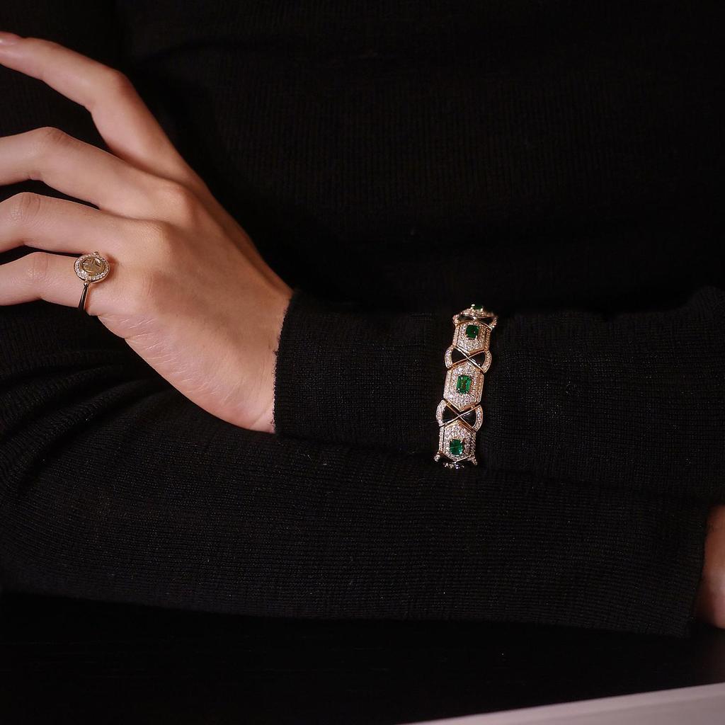 Art Deco Vintage Black Lacquer Emerald Diamond Bangle Bracelet for Women