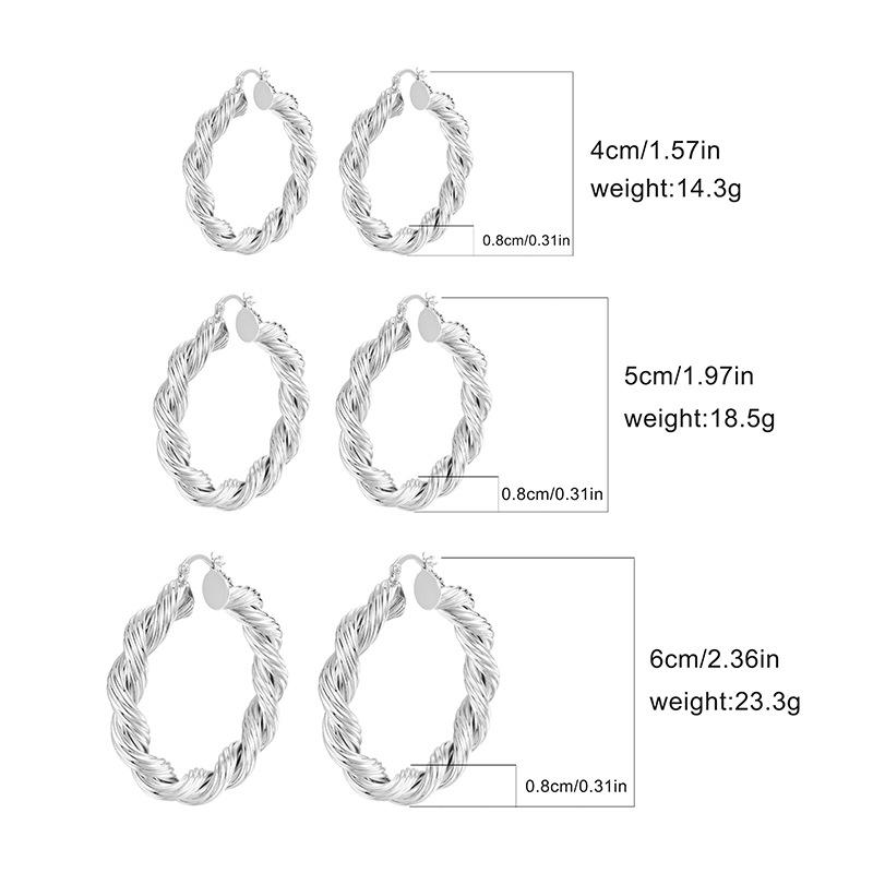 Chic Golden Geometric Hoop Earrings: Stylish and Charming Commuter Gift for Women
