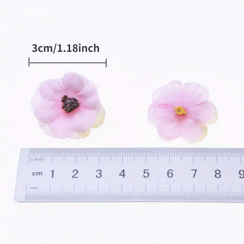 30pcs 3cm Artificial Flower Head Small Daisy Silk Cloth Fake Flower Accessories Artificial Flower Decorative Materials Wreath Artificial Flowers