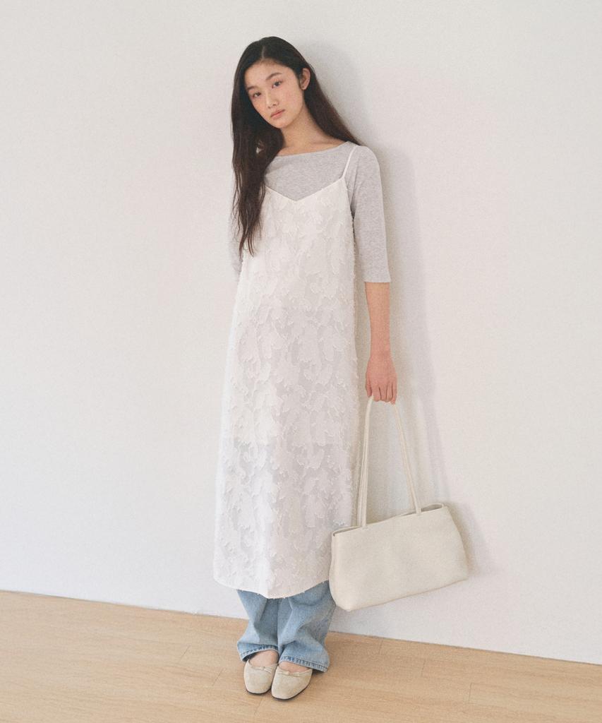 Manggomaenipeullijeu Lilac Slip One Piece_Cream