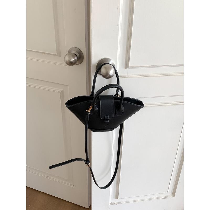 

New handheld wing bag women s fashion high-end sense vegetable basket bag simple niche messenger bucket bag women чёрный