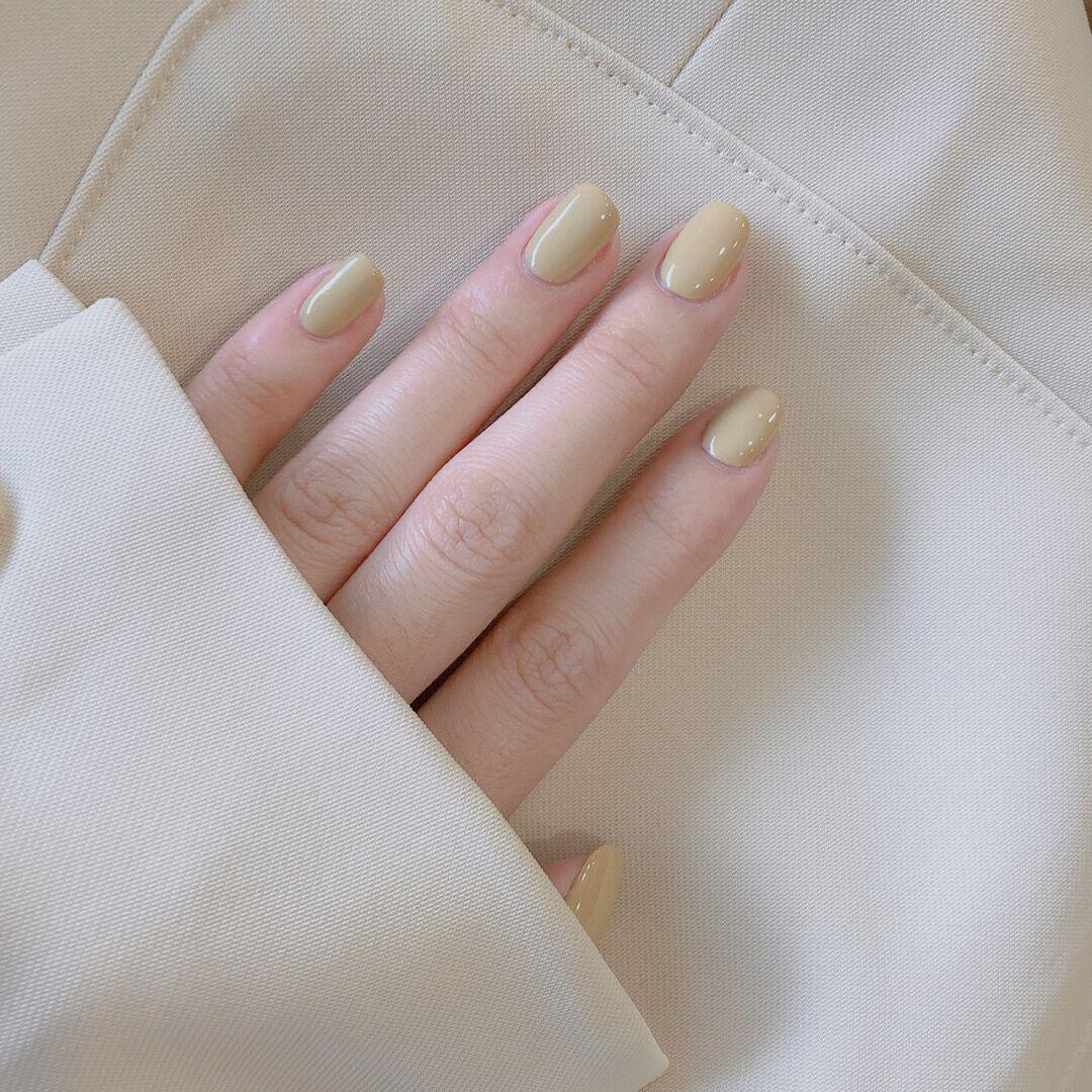 

Beige Solid Color Nail Art Stickers - Waterproof, Removable, Simple Wearable False Nails. JP776 [Glue Application]