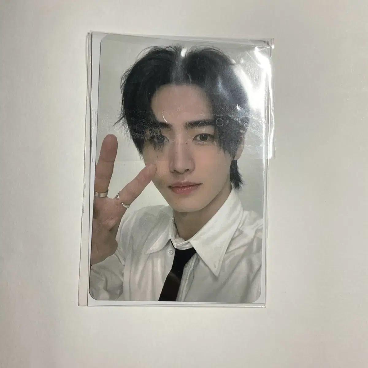 

Nhyfen Sunghoon 2nd Vr Photocard