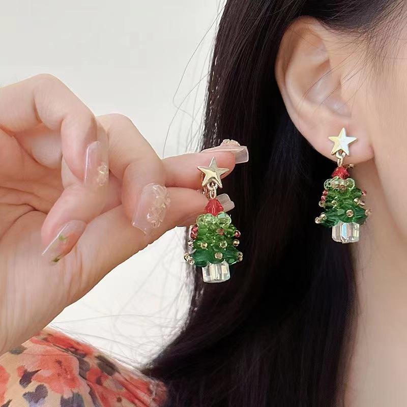 3D Christmas Tree Earrings with Red Bow - Heavy Beaded Crystal Ear Clips, Hand-Woven Holiday Accessories