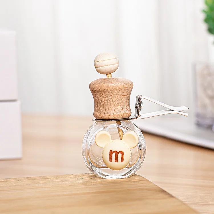 Fashion Car Perfume Pendant Air Outlet Glass Essential Oil Diffuser Cute Fragrance Air Freshener Car Interior Accessories
