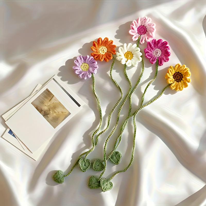 Hand-crocheted Wool Bookmark 4 Strands of Milk Cotton Hand-woven Flower Bookmark Butterfly Bookmark Can Be Pasted