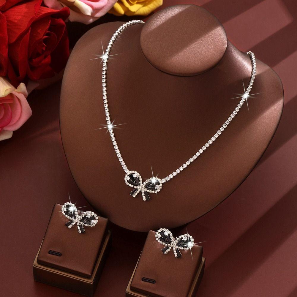 

Shining Rhinestone Jewelry Set Crystal Necklace Earrings Set Bowknot Necklaces Earrings Women рожевий