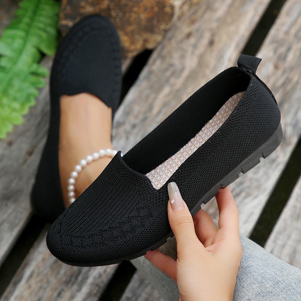 Casual Women Flats Shoes Summer Mesh Breathable Flat Socks Shoes Women Comfort Light Sneakers Slip On Loafers Zapatos De Mujer