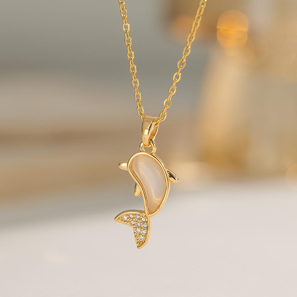 Fashionable Forest Zircon Dolphin Collarbone Necklace Women's Small Luxury Pendant Chain
