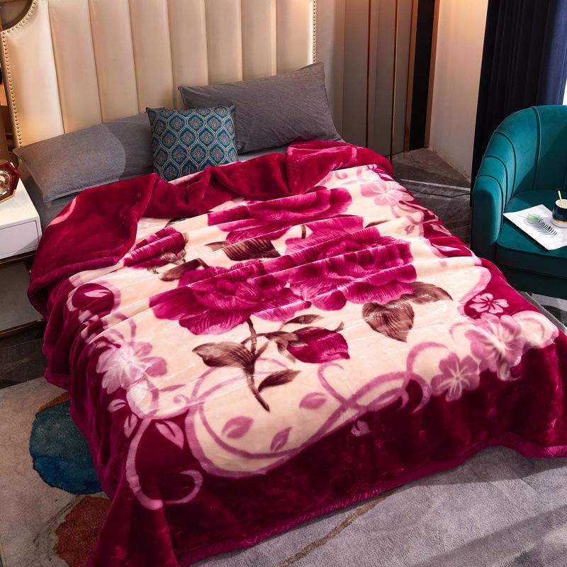 Winter Thickened Raschel Wedding Blanket – Double Layer Quilt for Students & Couples