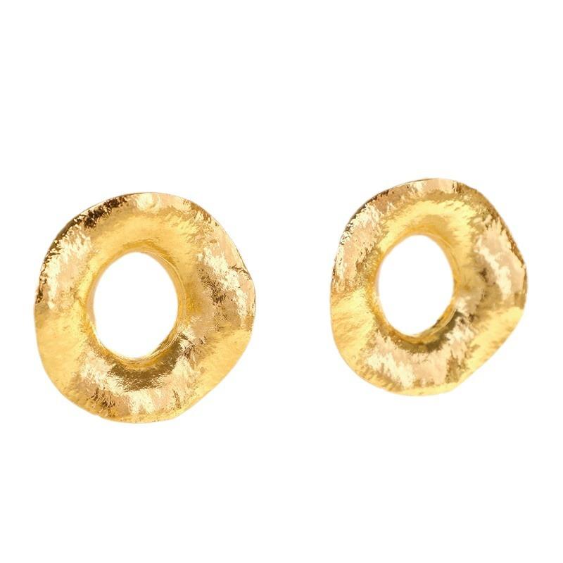 Metal Earrings for Women's High-end Sense, Large Circle, Exaggerated Style, Personalized Simple Design Sense, Fashionable Earrings.