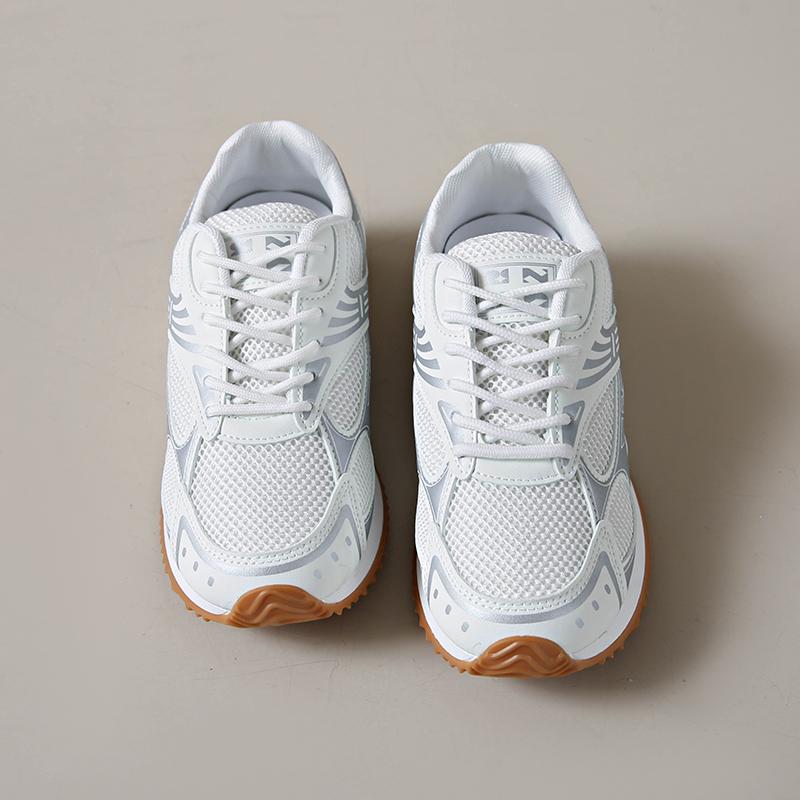 Fashion Sneakers Women Breathable Fashion Running Shoes Comfortable Casual Shoes Unisex Men Tenis Masculino Lightweiht Sports Shoes