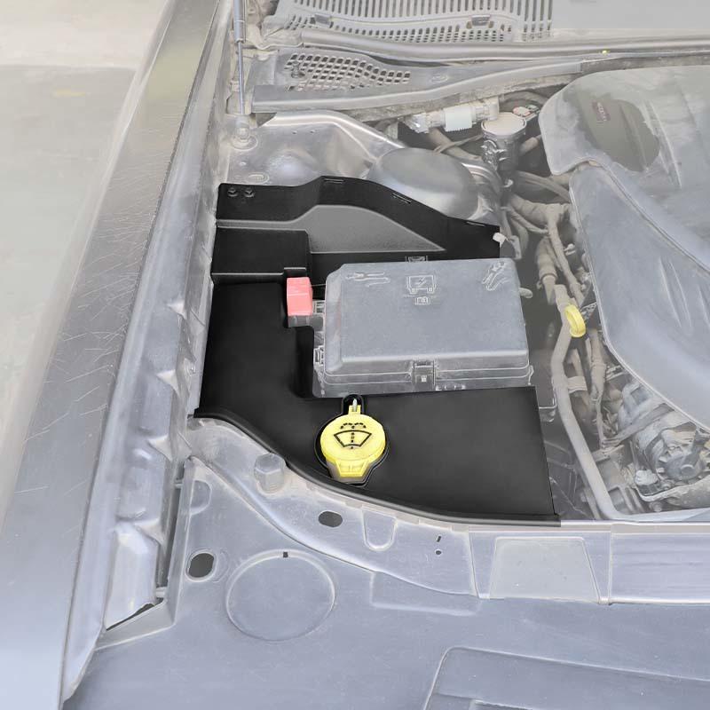 Car Engine Protective Cover Kit Wiper Spray Bottle Cover Plate Coolant Pot Cover For Dodge Challenger 2015 Up ABS Interior Accessories