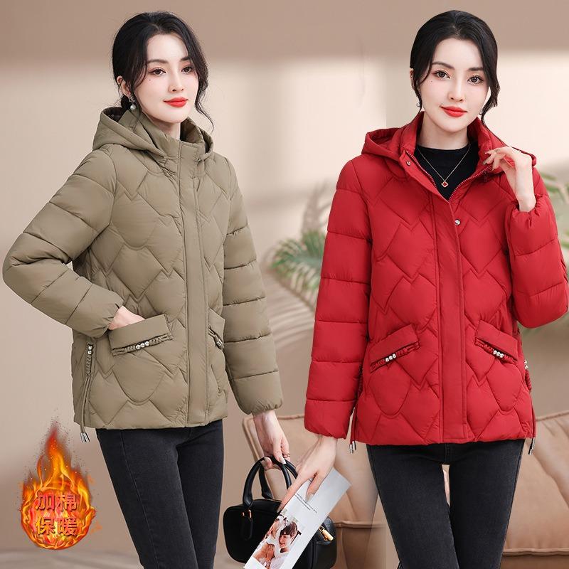 Down cotton-padded clothes women's short models, new winter large-size cotton-padded jackets, thickened cotton-padded clothes, and cold-proof jackets.