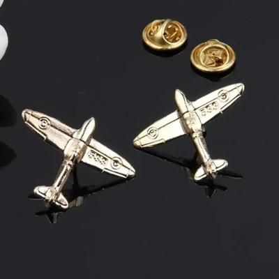 New 1Pcs Two Aircraft Alloy Airplane Pins Children's Lovely Brooch Clothes Cowboy Bag Holiday Gifts Shoes Bags Badges Customized
