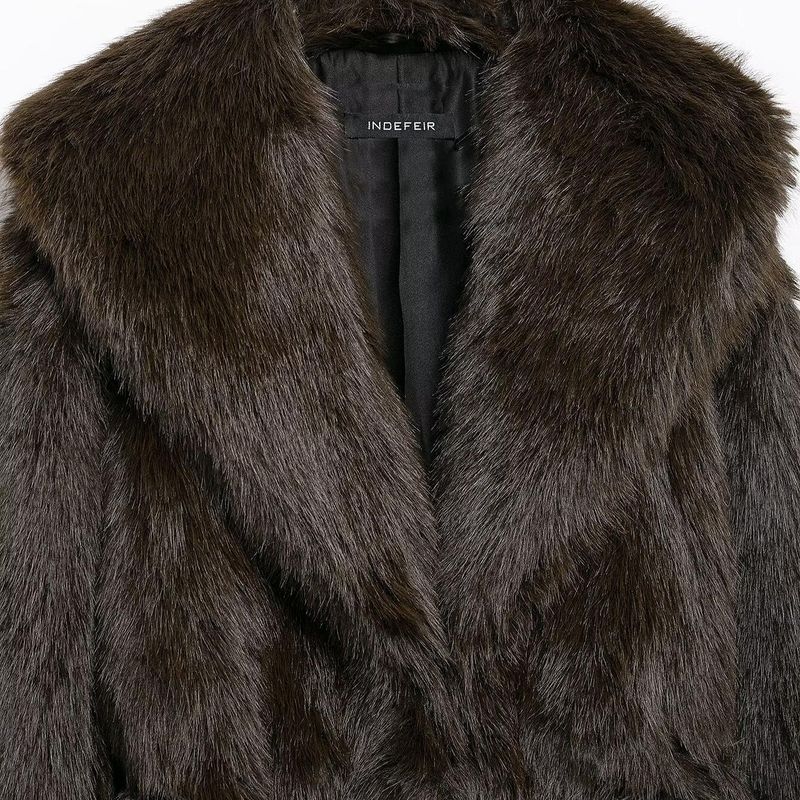 Kaslead New Women Clothes Western Style Artificial Fur Effect Mid-Length Coat Outerwear 6318023