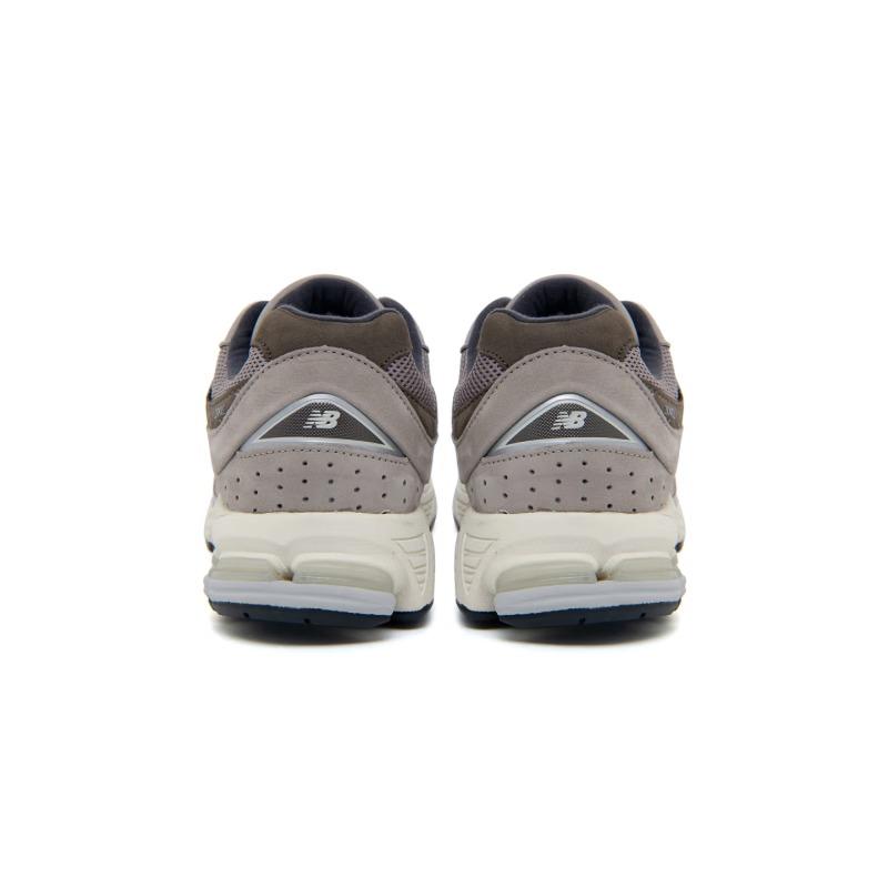 NEW BALANCE Casual Shoes Men's Women's Spring Breathable Mesh Shoes Fashionally Comfortable Couple Retro Sports Shoes M2002RAW