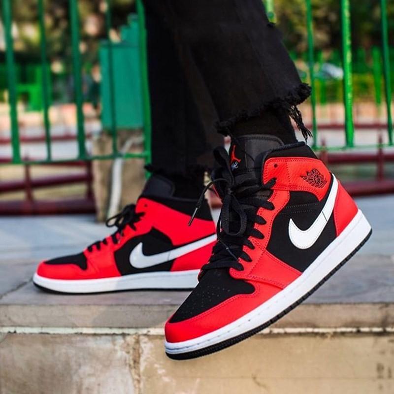Jordan 1 Mittelinfrarot 23 554725-061